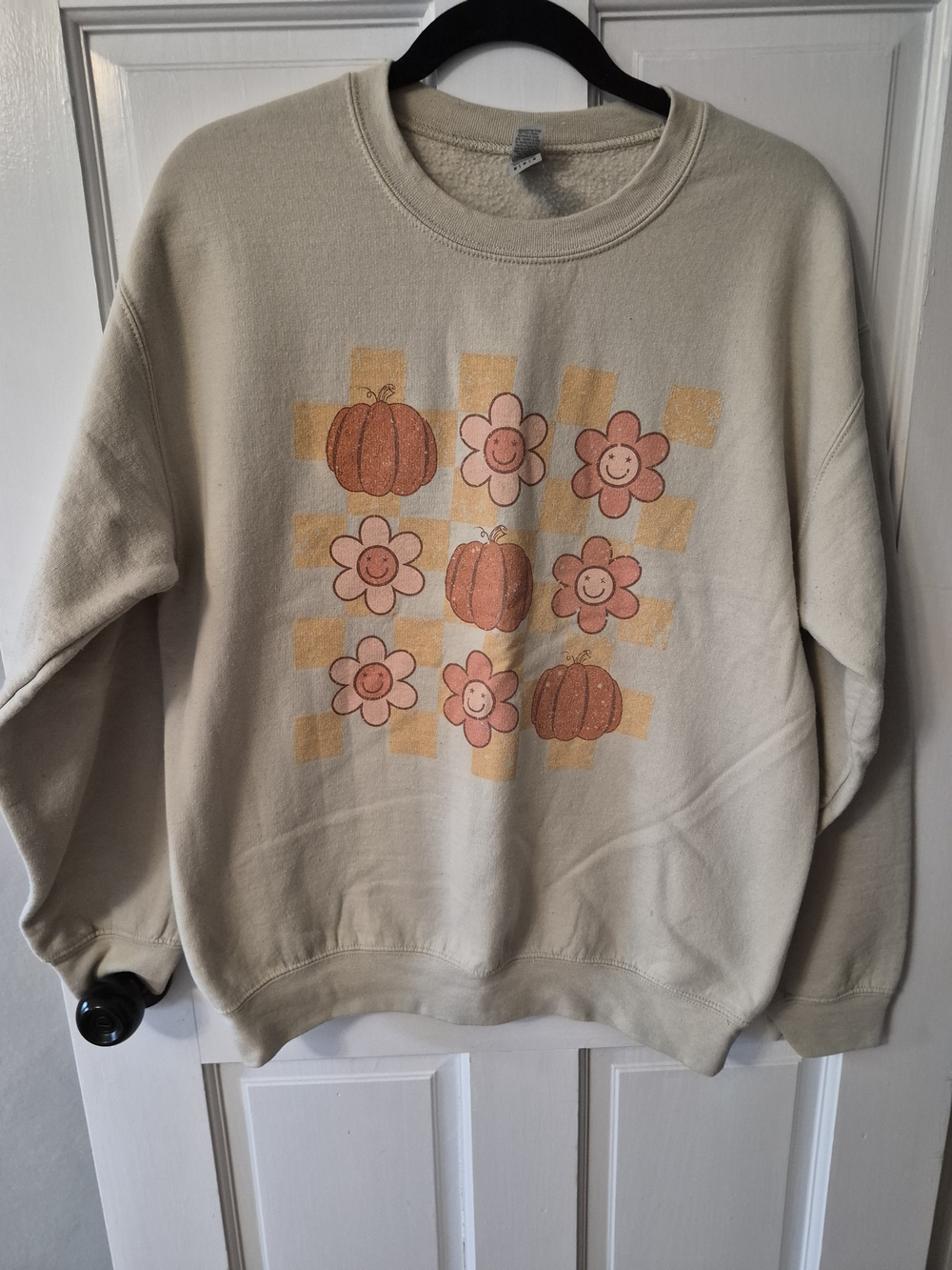 Beige Floral & Pumpkin Graphic Crewneck Sweatshirt